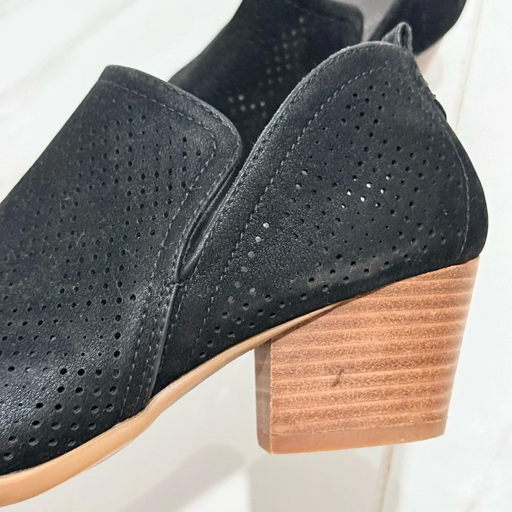 BareTraps Black Perforated Leather Ankle Booties‎ with Wood Heel 9M
